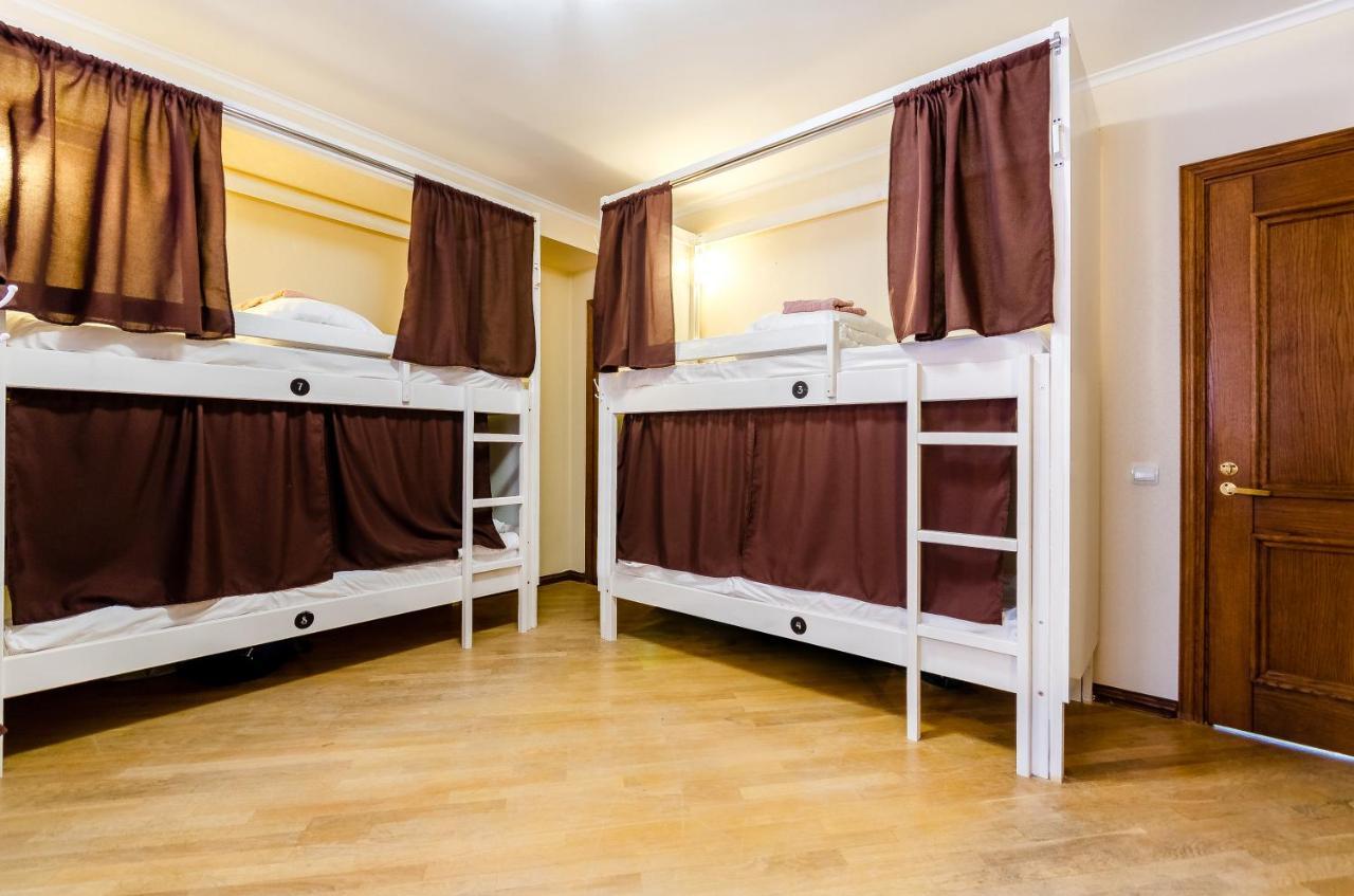 Sun City Hostel 3 Киев Екстериор снимка