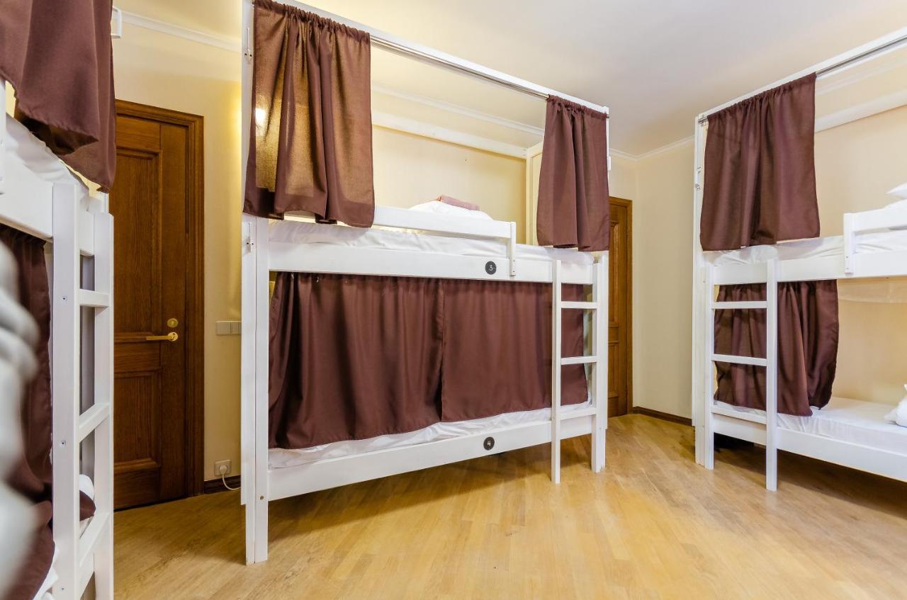 Sun City Hostel 3 Киев Екстериор снимка